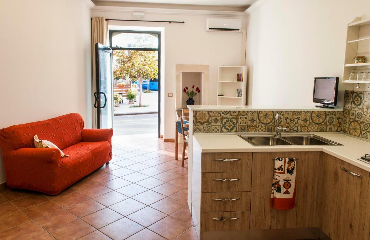 Ninetta Bed & Breakfast Solarino Ngoại thất bức ảnh